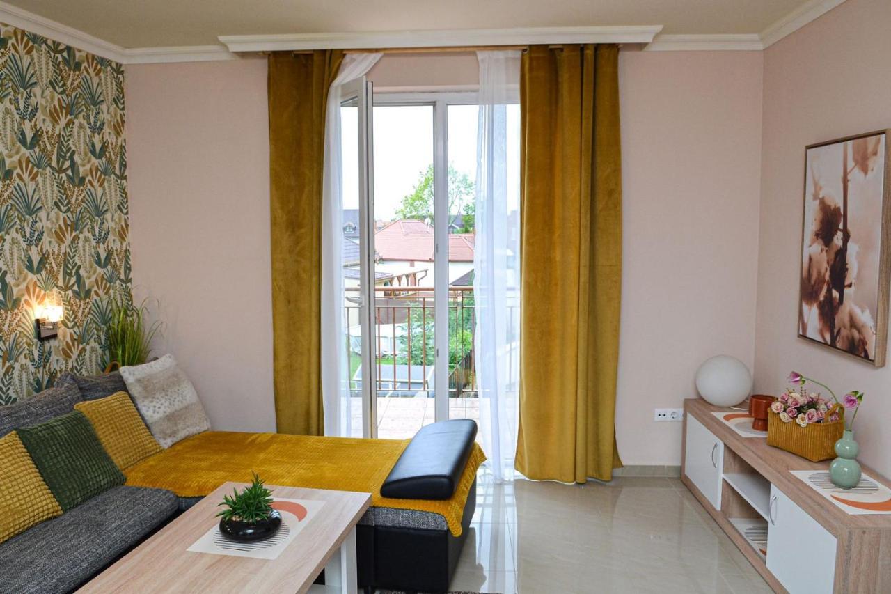 Unicum Apartman Hajdúszoboszló 外观 照片
