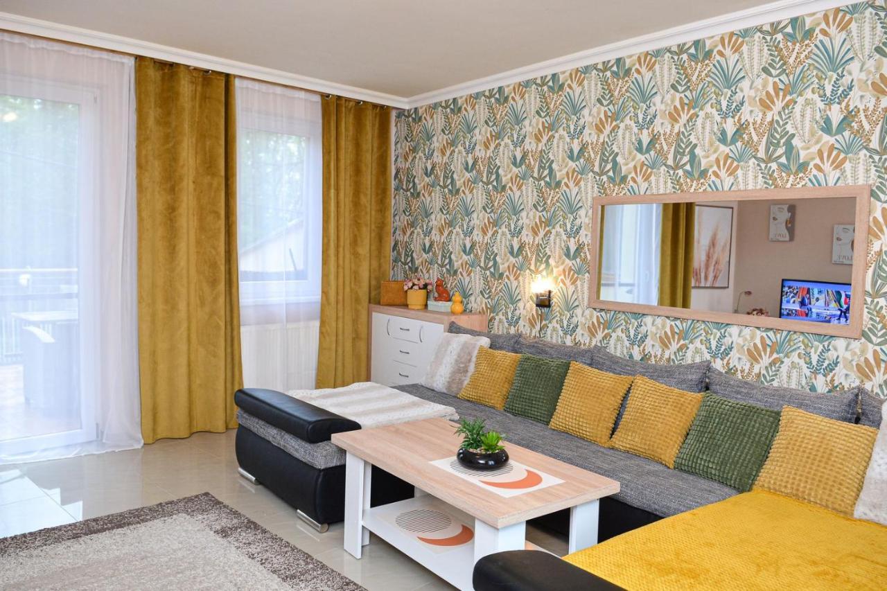 Unicum Apartman Hajdúszoboszló 外观 照片
