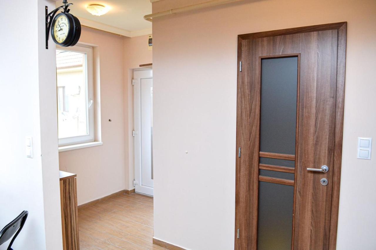 Unicum Apartman Hajdúszoboszló 外观 照片