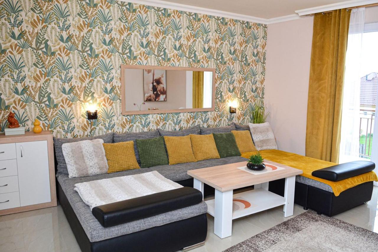 Unicum Apartman Hajdúszoboszló 外观 照片